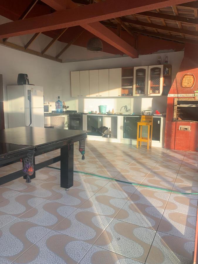 Vila Casa Com 2 Piscinas Matinhos Exteriér fotografie