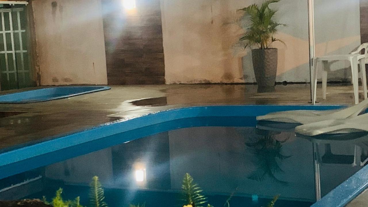 Vila Casa Com 2 Piscinas Matinhos Exteriér fotografie