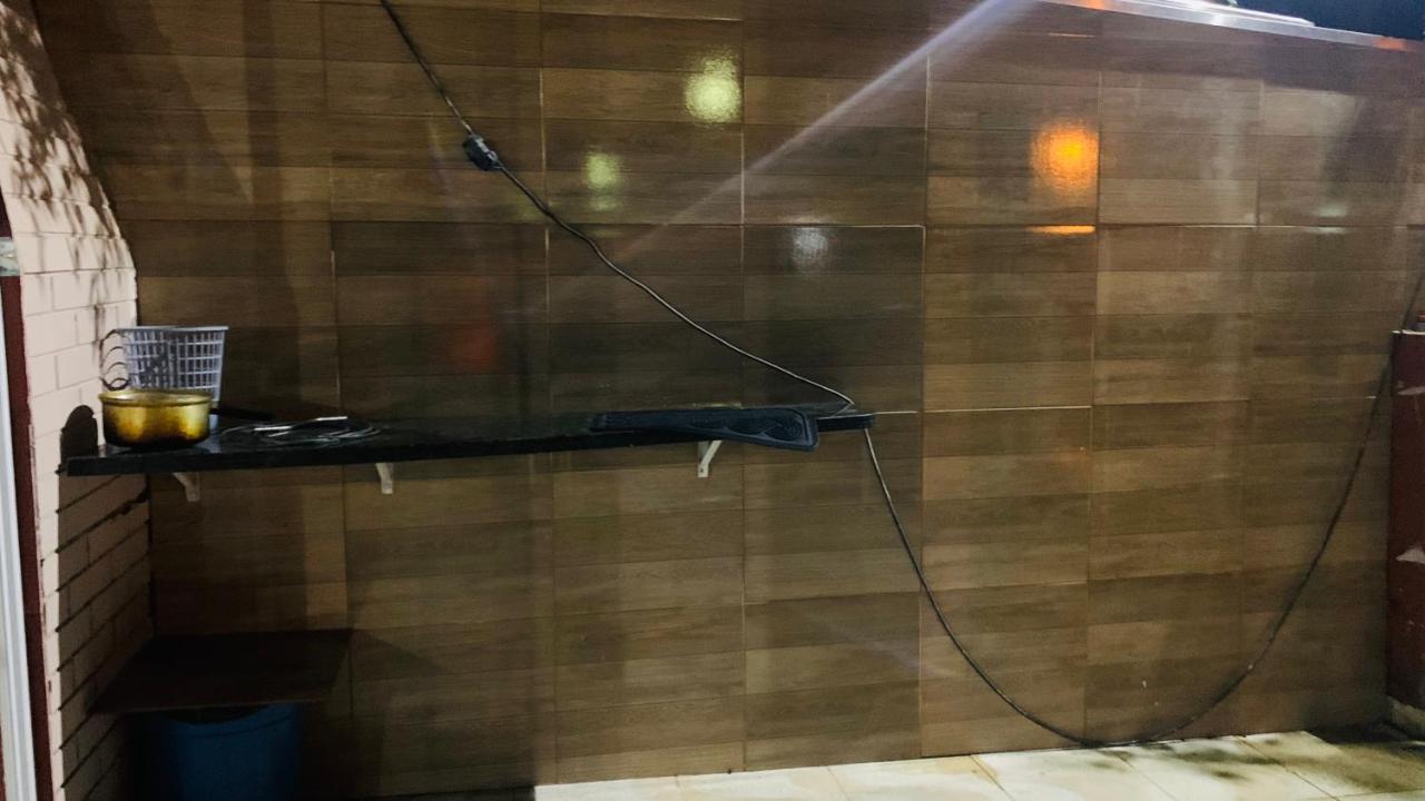 Vila Casa Com 2 Piscinas Matinhos Exteriér fotografie